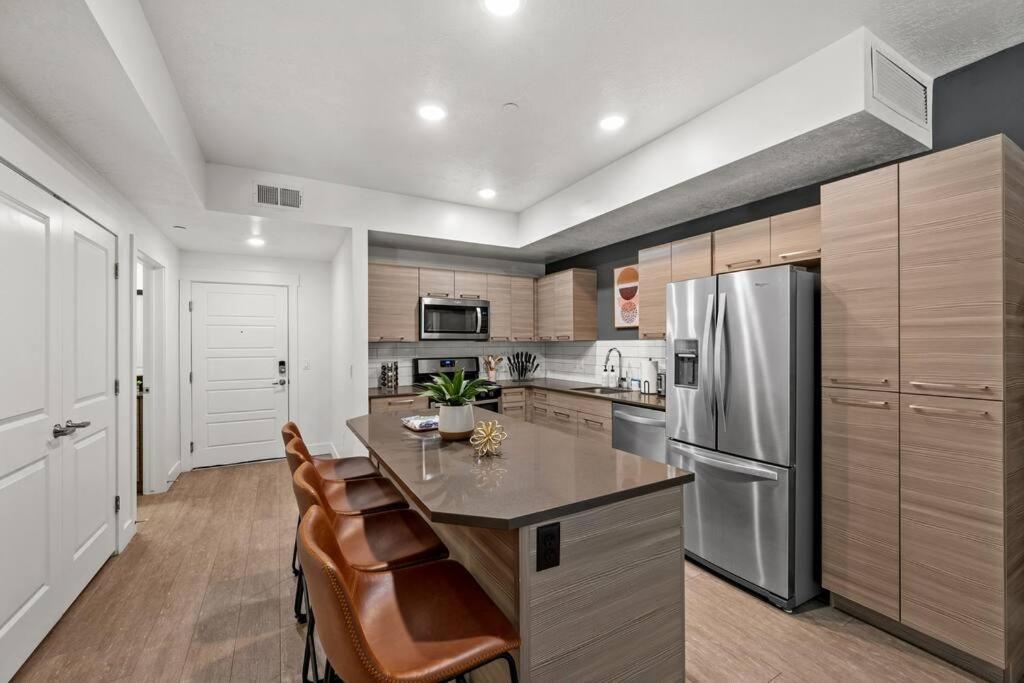 Luxurious Retreat In Slc Daire Salt Lake City Dış mekan fotoğraf
