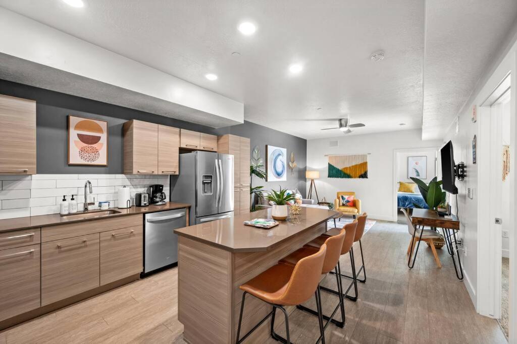 Luxurious Retreat In Slc Daire Salt Lake City Dış mekan fotoğraf